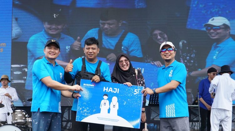 Grandprize Haji dan Doorprize Umrah Jadi Hadiah Istimewa untuk 6 Karyawan Bosowa Corporindo di Makassar