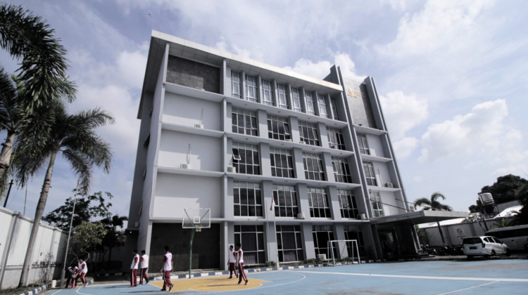 Keunggulan Bosowa School Makassar, Punya Cambridge Center